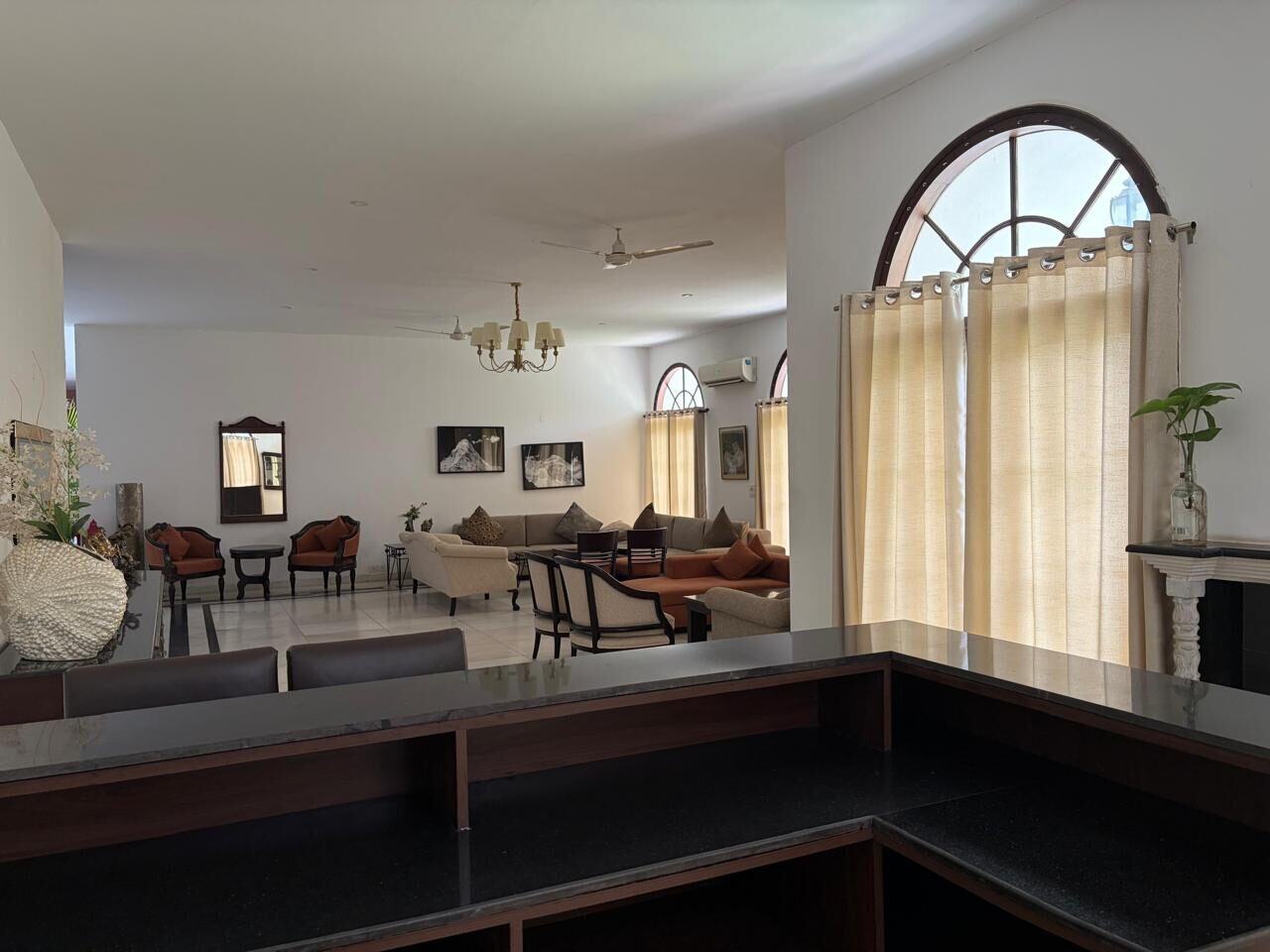 Living & dining at House of Joy, photo 5