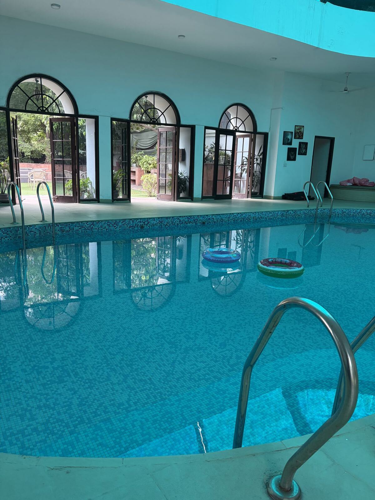 Indoor pool at House of Joy, photo 1