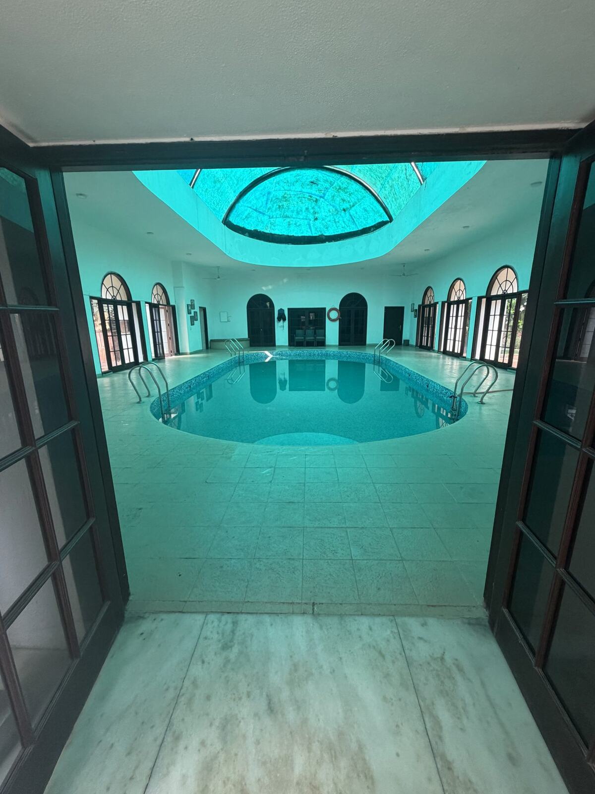Indoor pool at House of Joy, photo 2